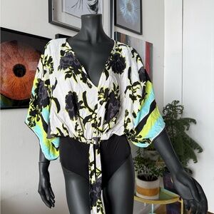 🇧🇷 Floral Sleeve Bodysuit. MADE in Rio de Janeiro